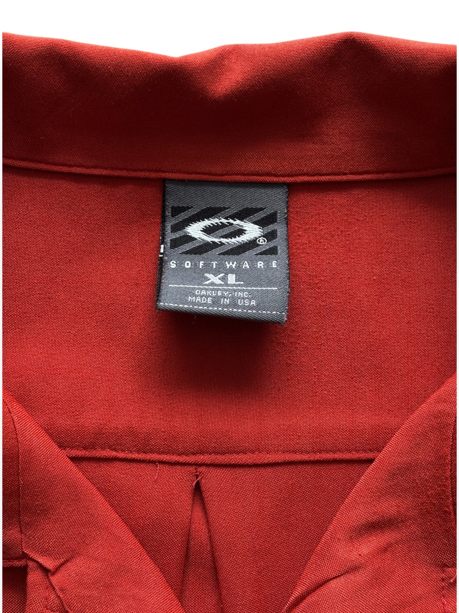 2000's Oakley Software Crimson Icon Shirt (XL)