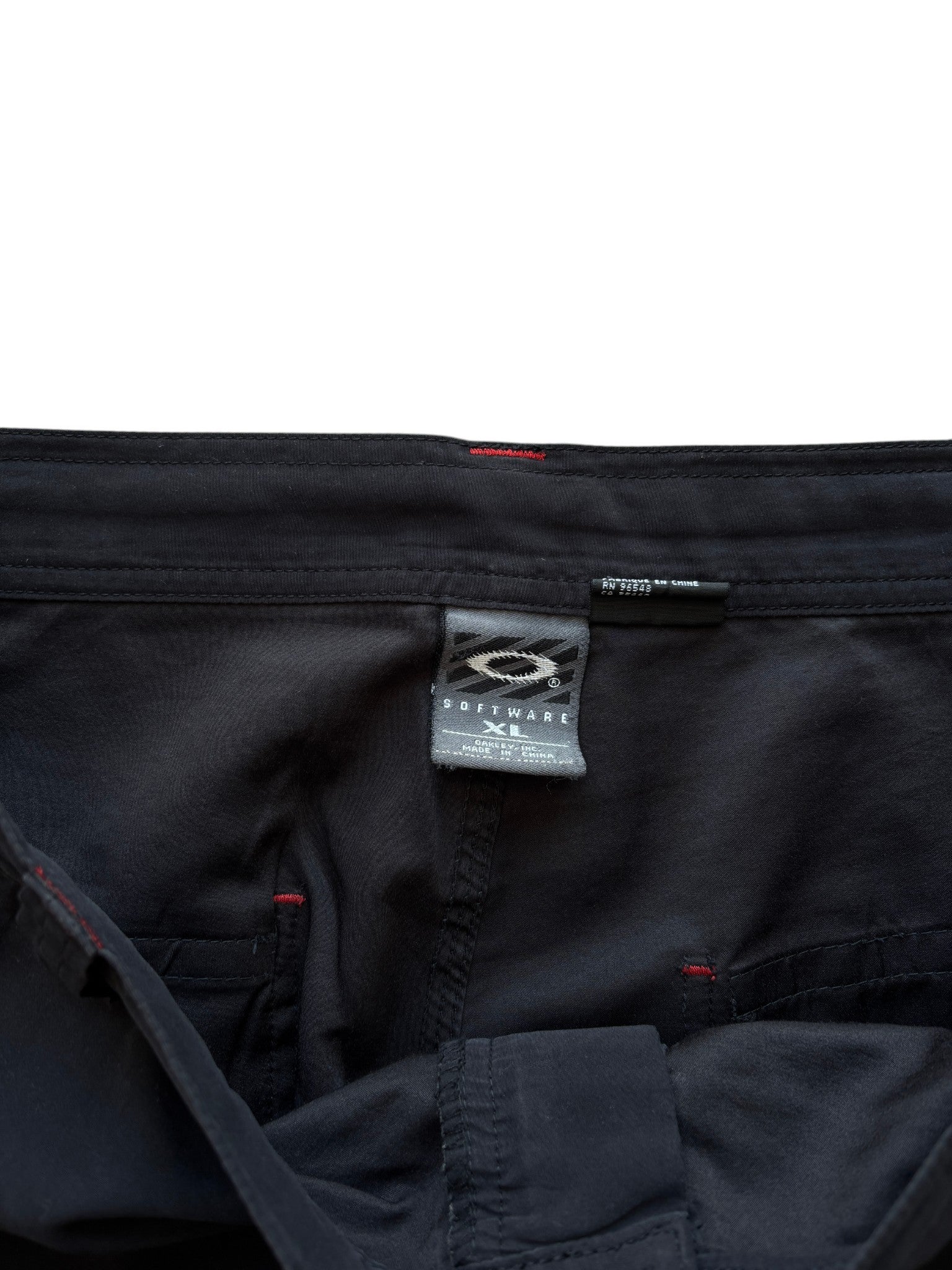 2000's Oakley Software Contrast Stitching Black Shorts (L-XL)
