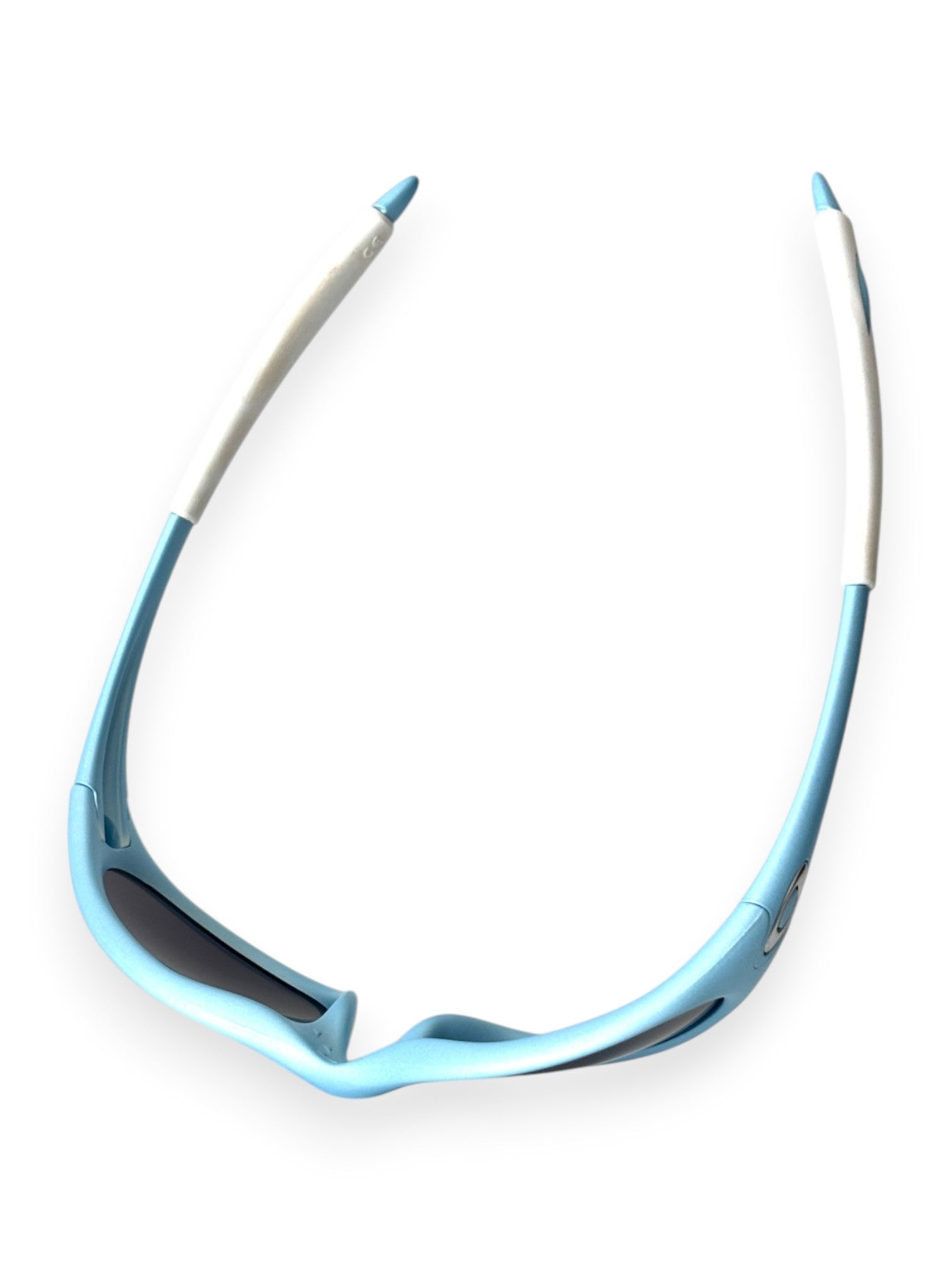 2004 Oakley Minute Gen 2 Powder Blue / Black Iridium