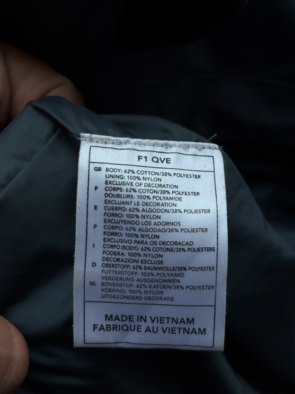 Nike Morse Code 2 in 1 Convertible Mp3 Jacket (M/L)