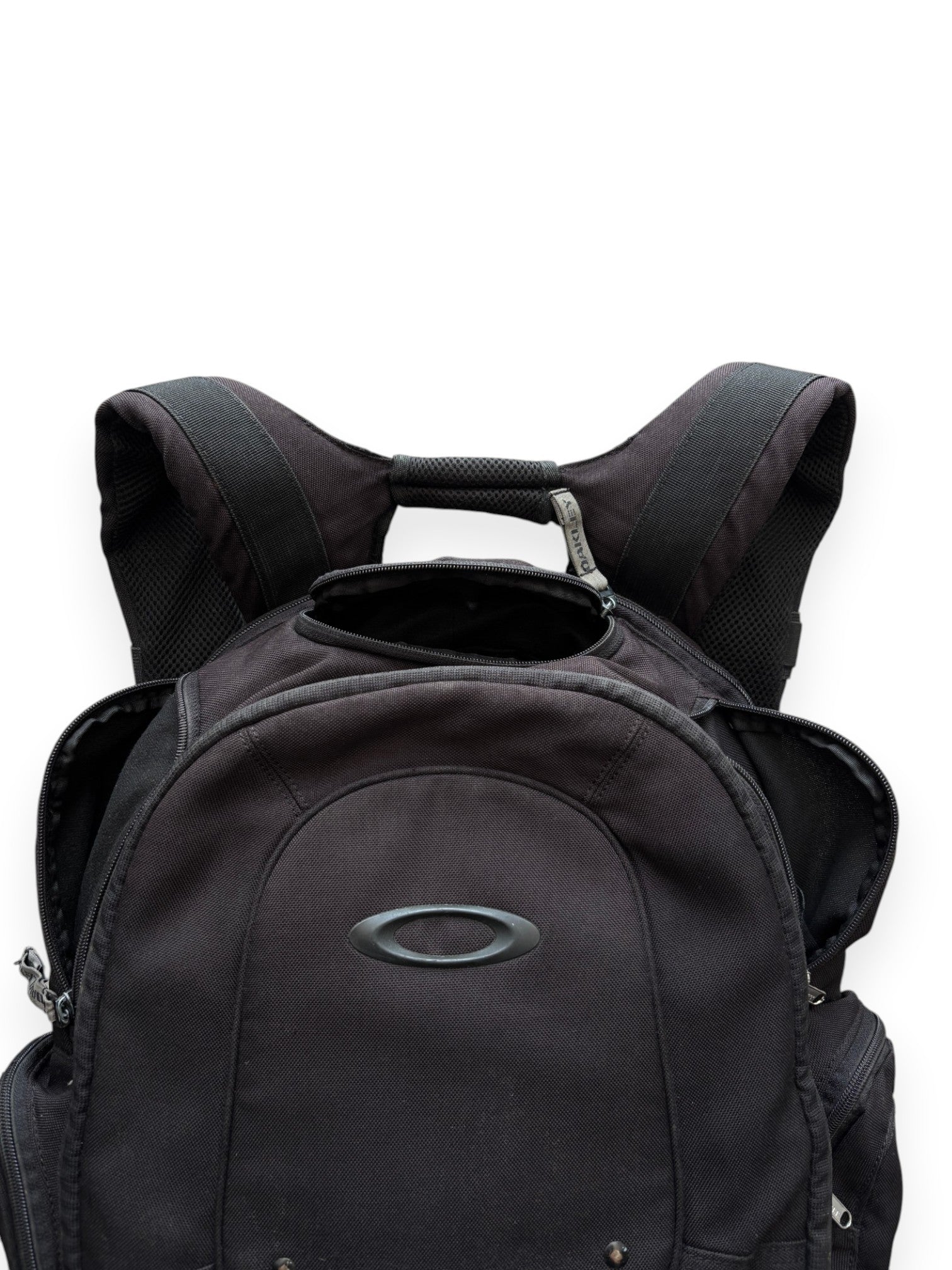 2000's Oakley Multi-Pocket Padded Backpack