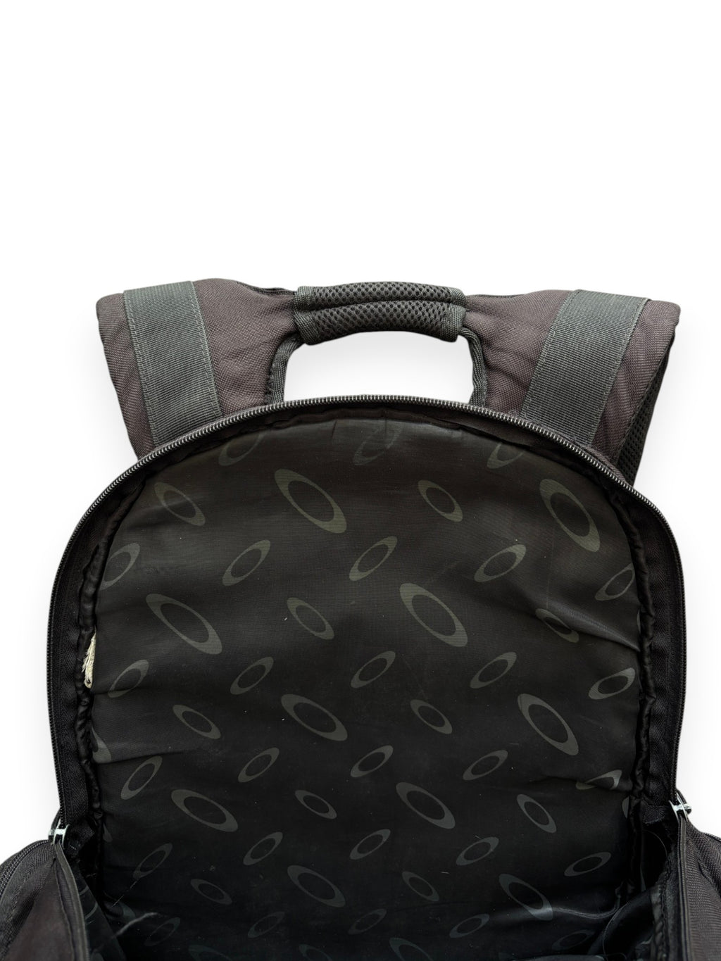 2000's Oakley Multi-Pocket Padded Backpack