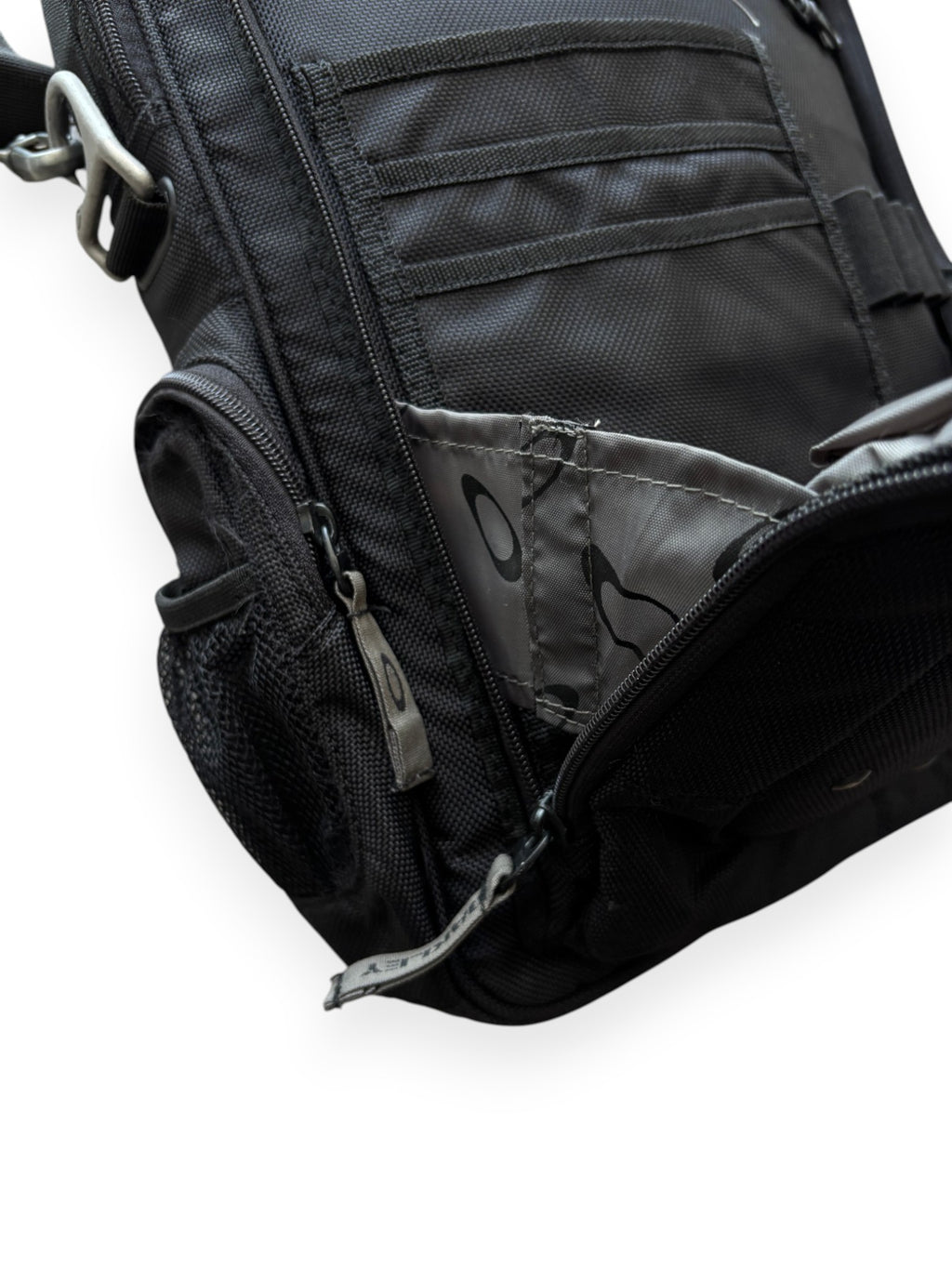 2009 Oakley Checkpoint Vertical Computer Bag