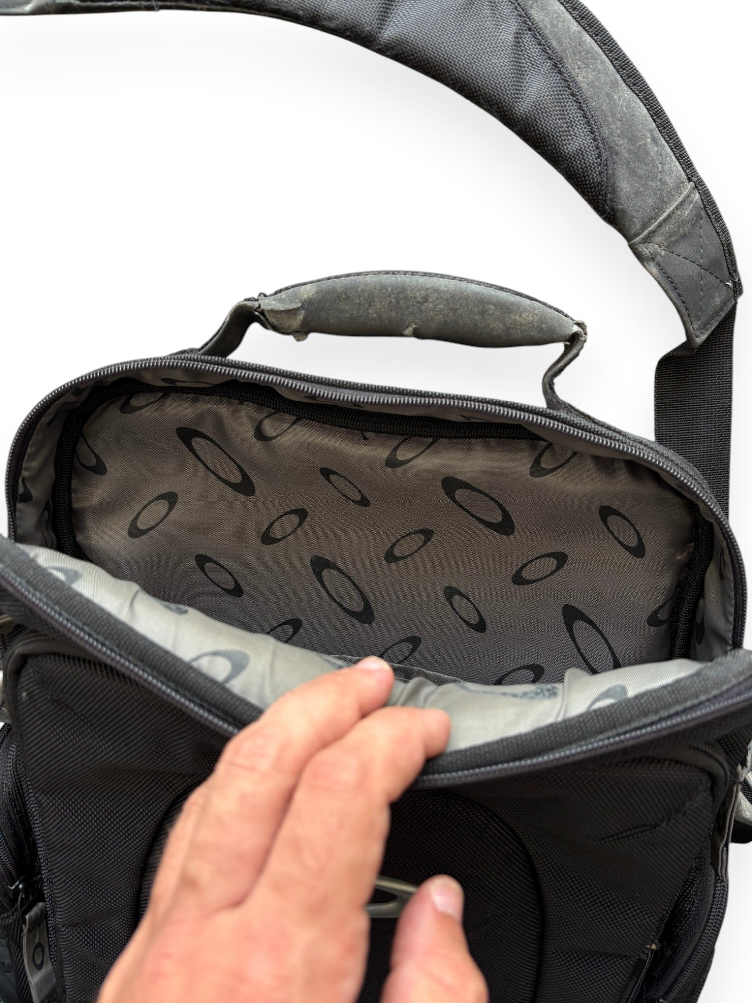 2009 Oakley Checkpoint Vertical Computer Bag