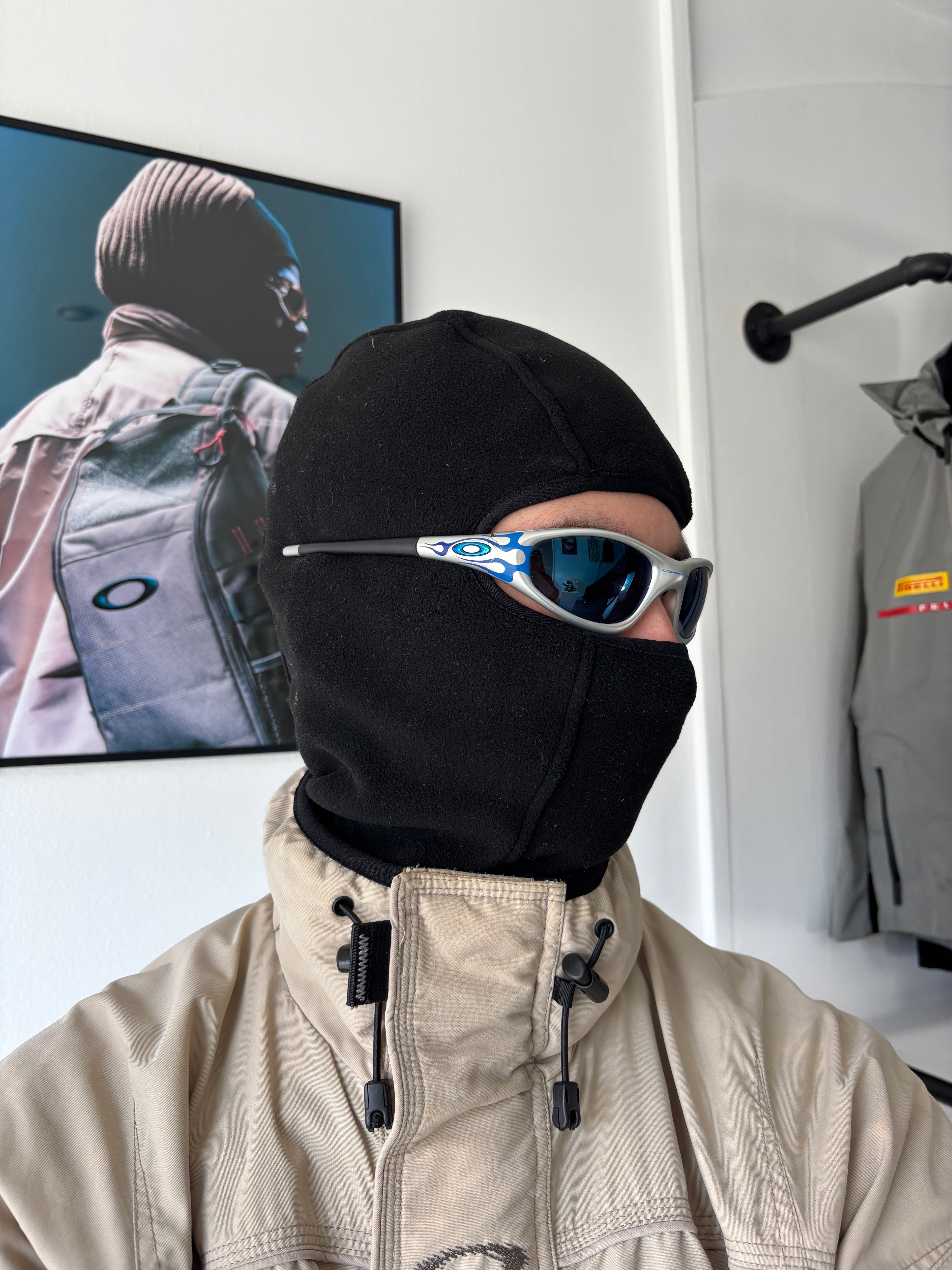 Oakley New Straight Jacket FMJ + Blue Flame sunglasses