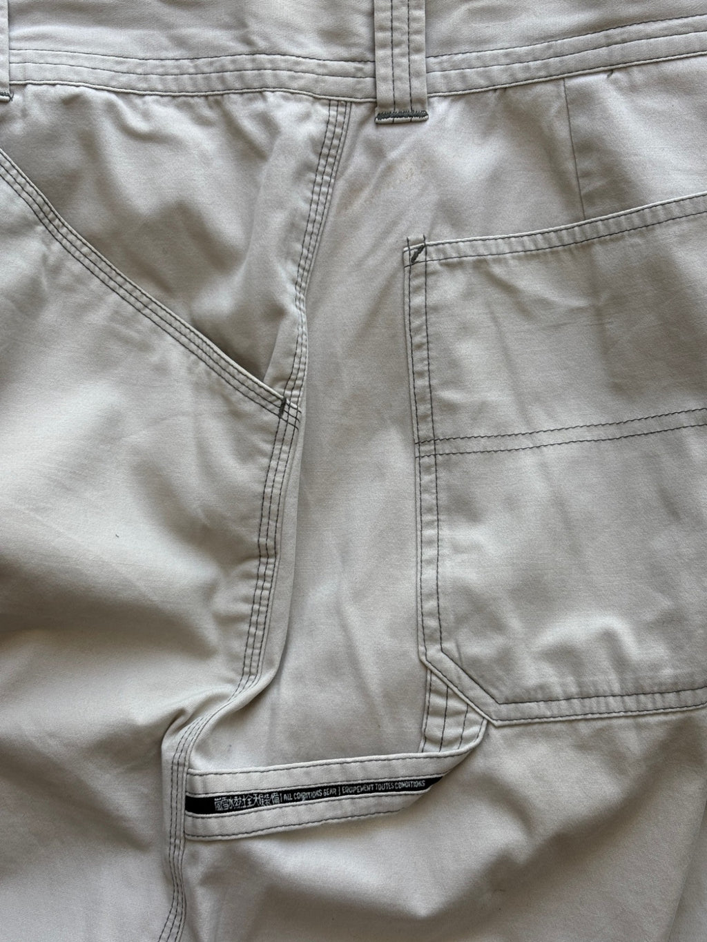 Nike ACG Cargo Pocket Shorts (S-M)