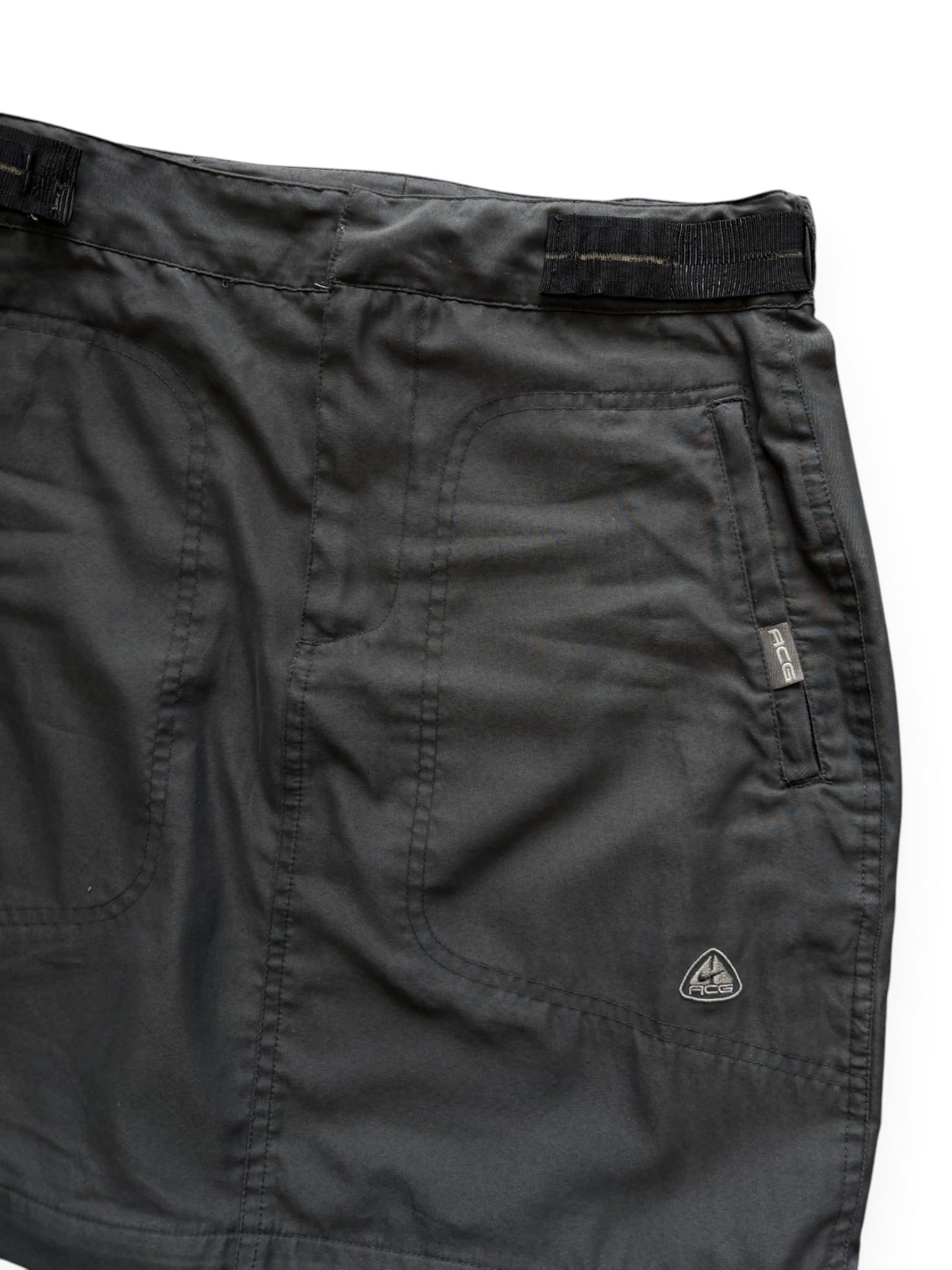 2002 Nike ACG 2 in 1 Convertible Tech Skirt (S-M)