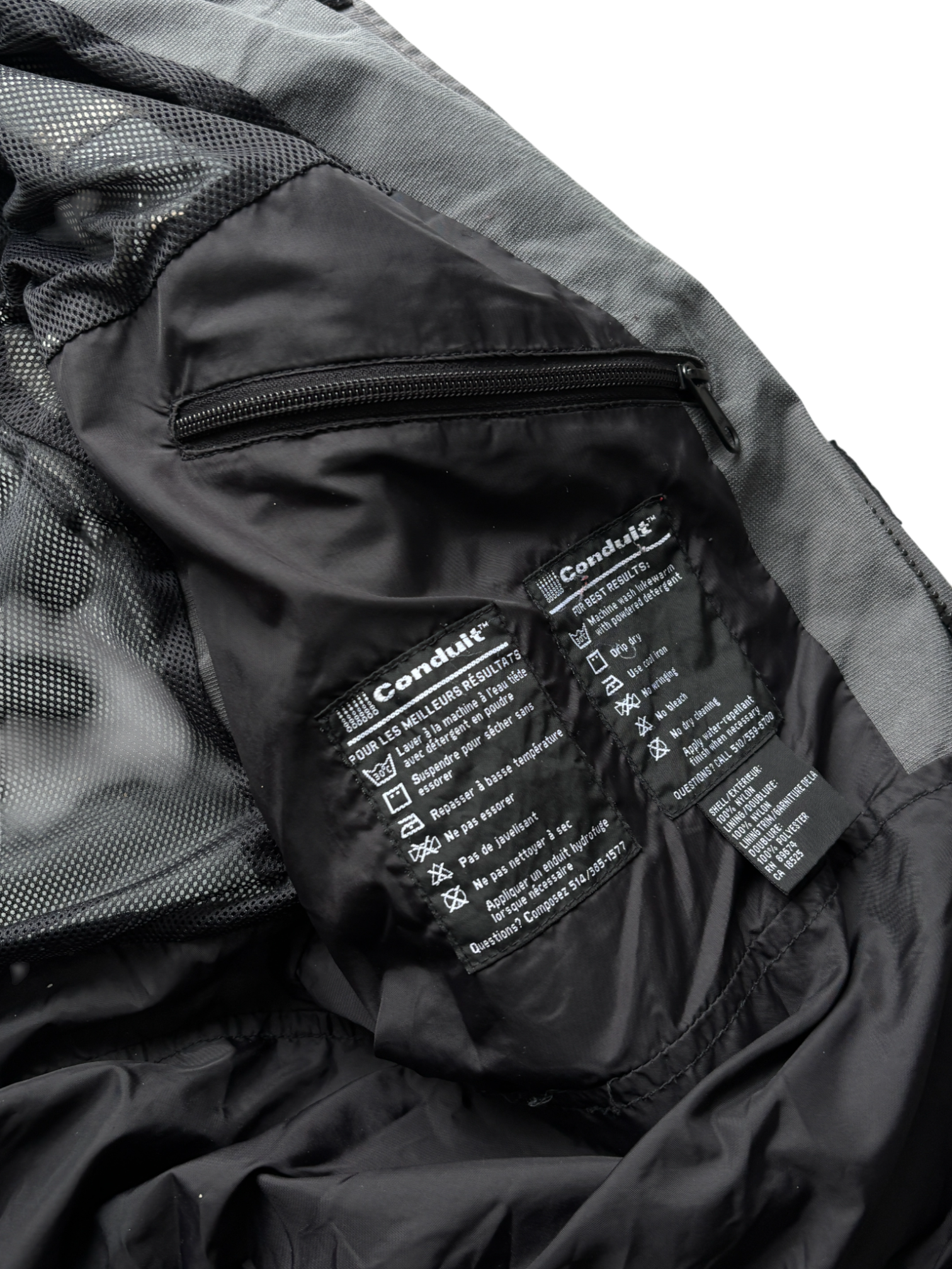 2000's Mountain Hardwear Waterproof Conduit Jacket (L)