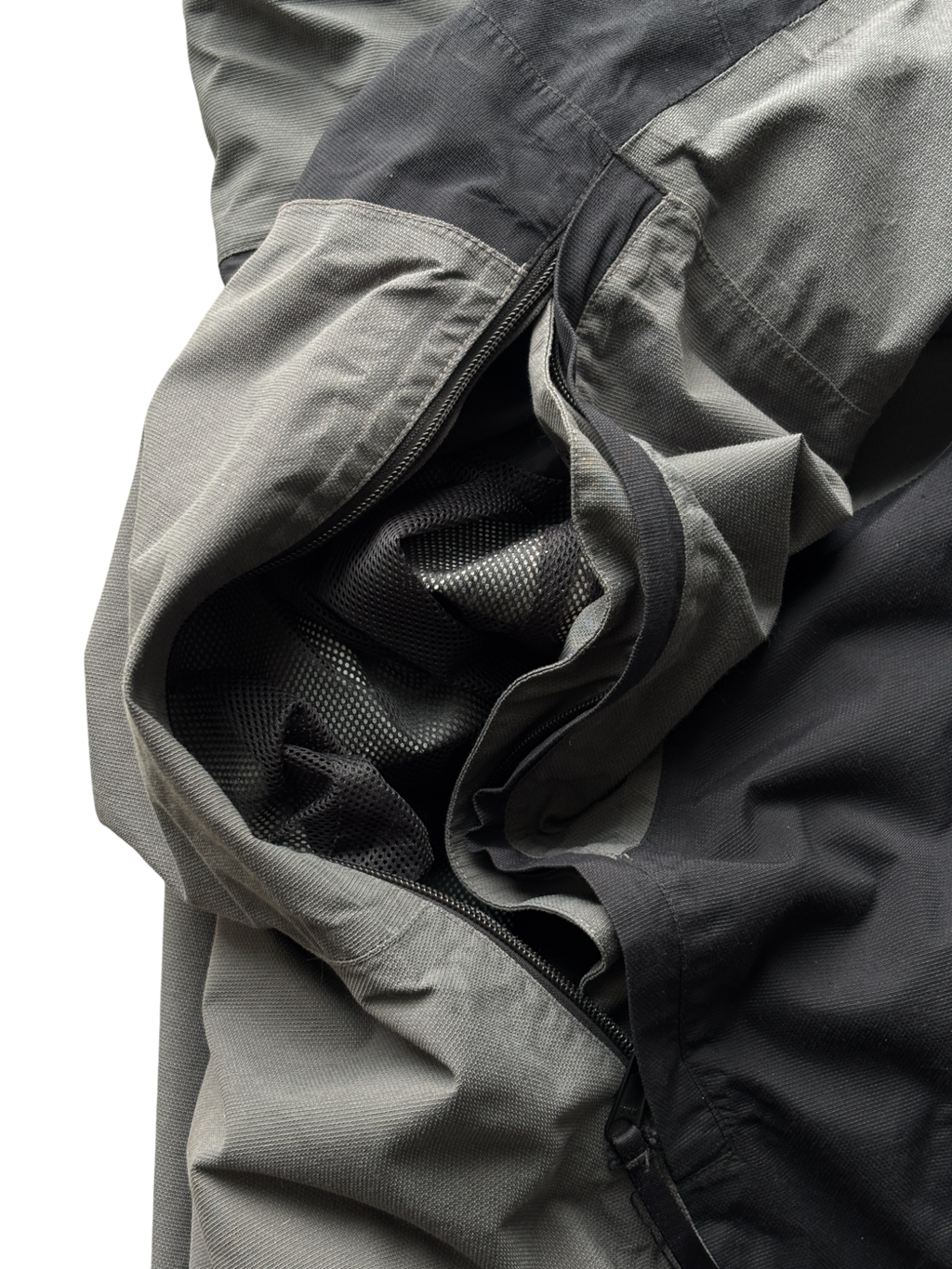 2000's Mountain Hardwear Waterproof Conduit Jacket (L)