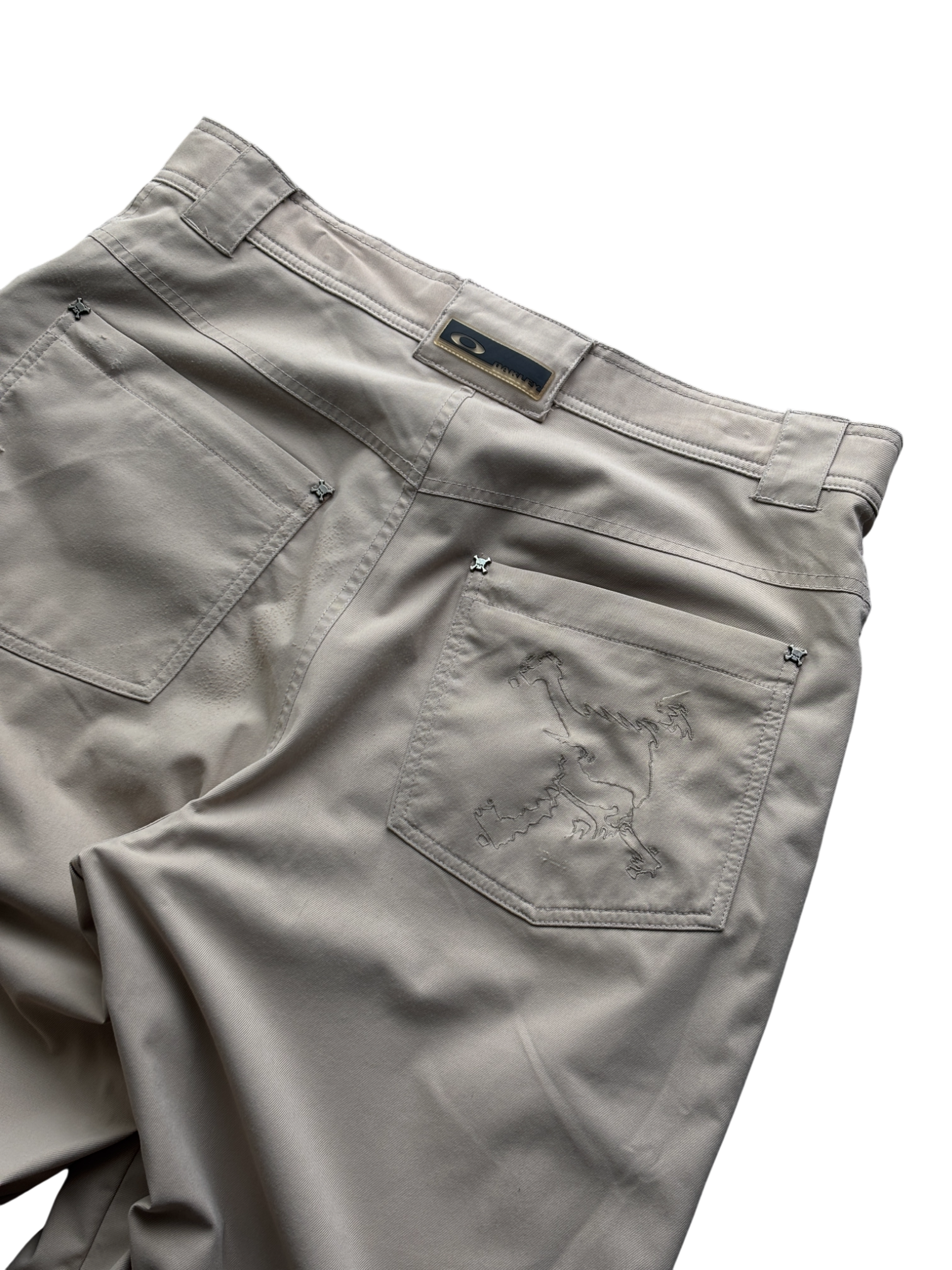Early 2000's Oakley Skull Embroidered Ski Pants (M-L)