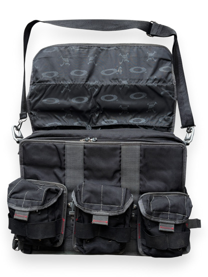 2006 Oakley SI Tactical Messenger Computer Bag