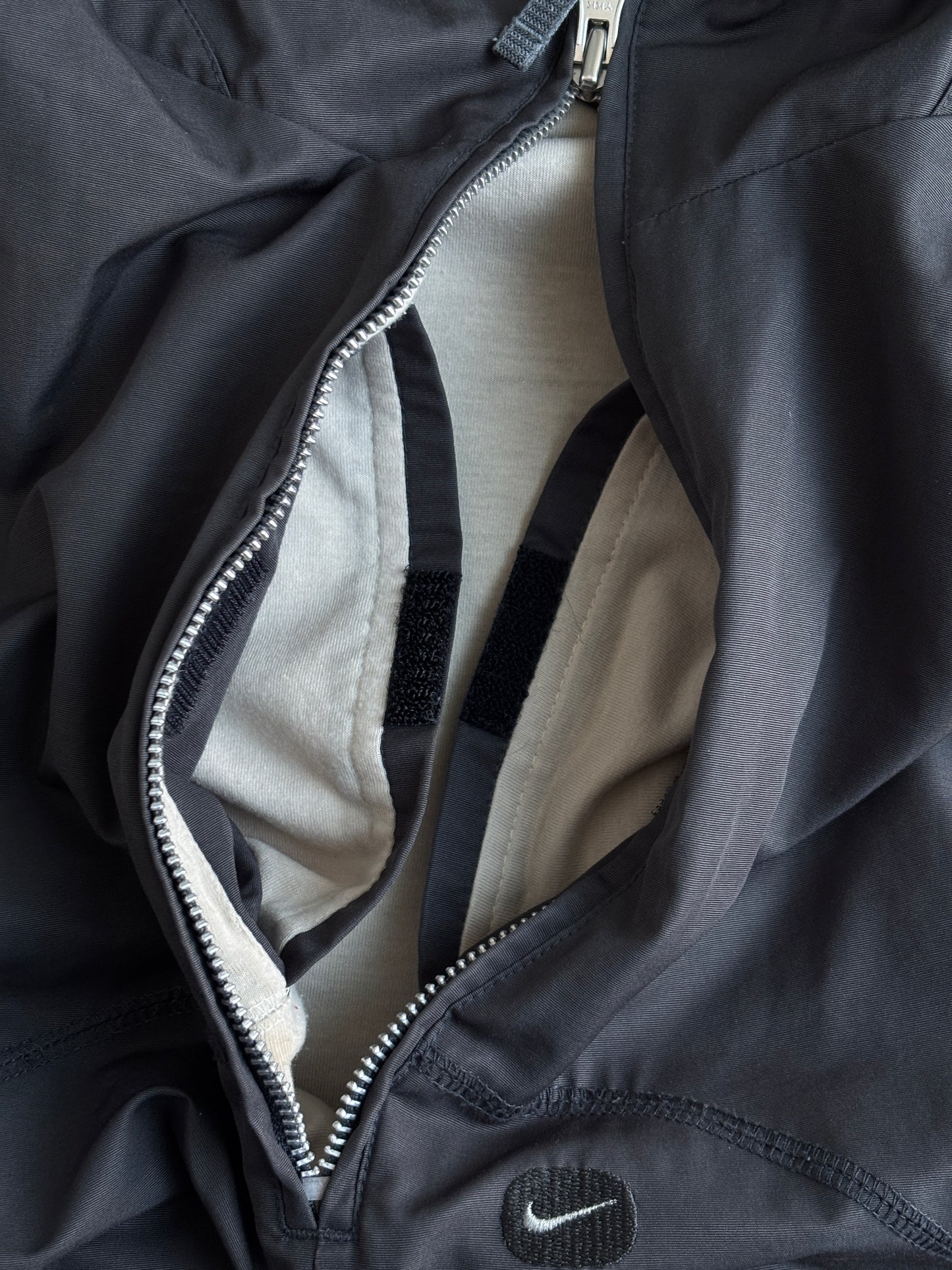 Early 2000's Nike Pullover Vest w/ Stash Pocket (M)