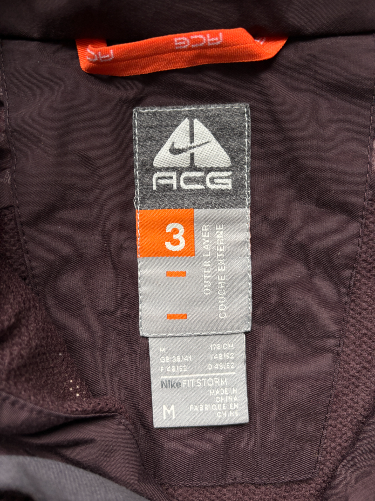 Early 2000's Nike ACG Removable Waist Pockets (M)
