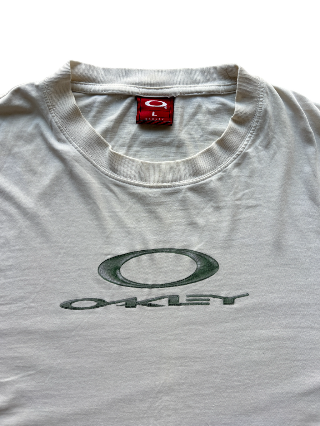 00'S OAKLEY ICON / SPELL OUT GRAPHIC TEE