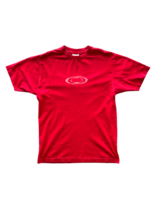 EARLY 00'S OAKLEY ICON / SPELL OUT RED GRAPHIC TEE