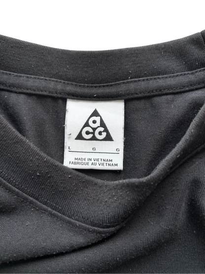 Nike ACG Embroidered Logo Tee