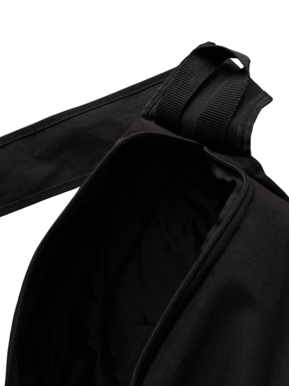 00'S NIKE ALL BLACK SLING BAG