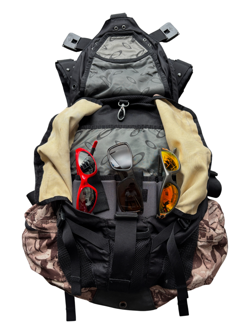 OAKLEY ICON BACKPACK 3.0 DESSERT CAMO