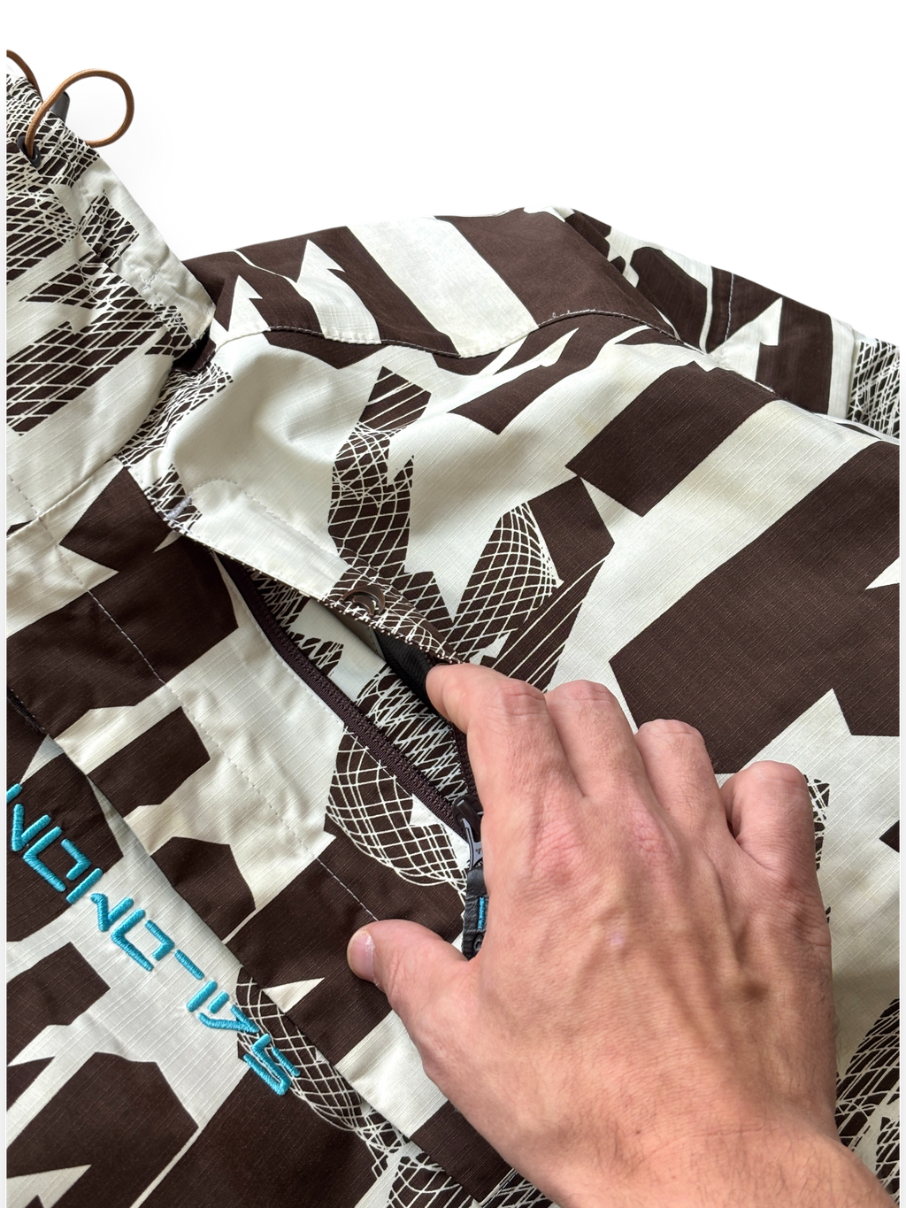 2007 Salomon Snow Camo Ski Jacket (M)