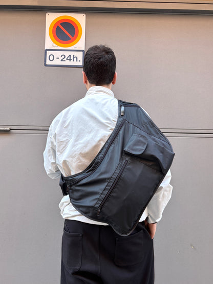 90'S GAP MULTI POCKET SLING BAG