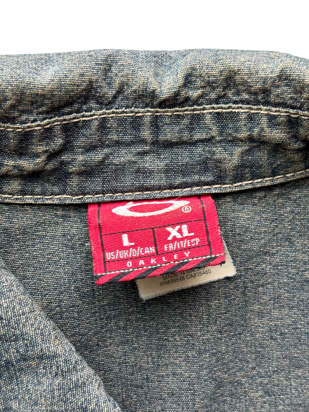 2000's Oakley Women's Denim Jacket (M)