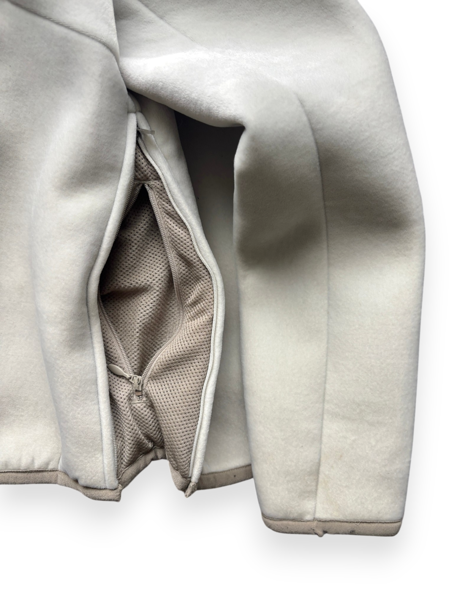 2000's Nike Hidden Pocket Fleece Lined Velour / Neoprene Beige Jacket (M)