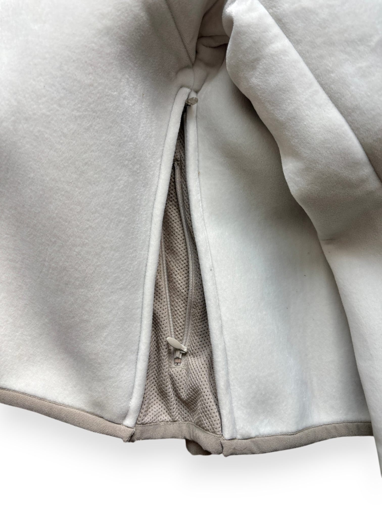 2000's Nike Hidden Pocket Fleece Lined Velour / Neoprene Beige Jacket (S)
