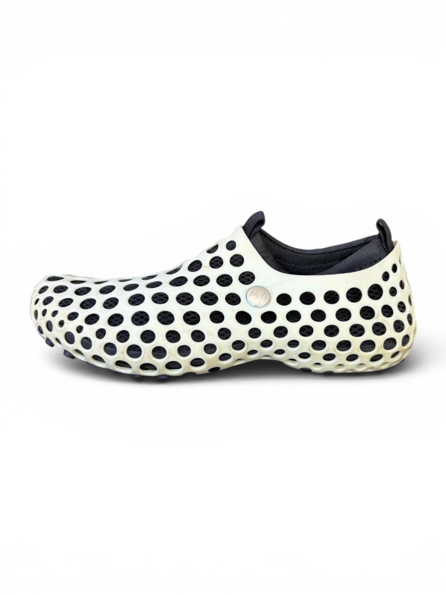 2004 Nike Zvezdochka Cream Slip On (37.5)