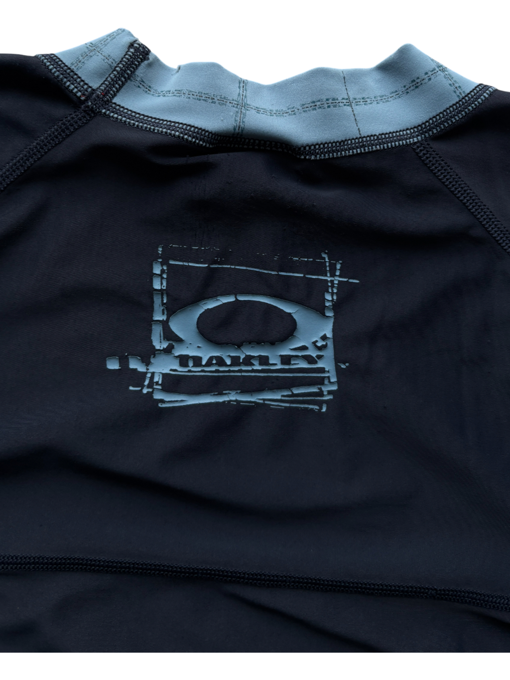 00'S OAKLEY SOFTWARE SPELL OUT TEE