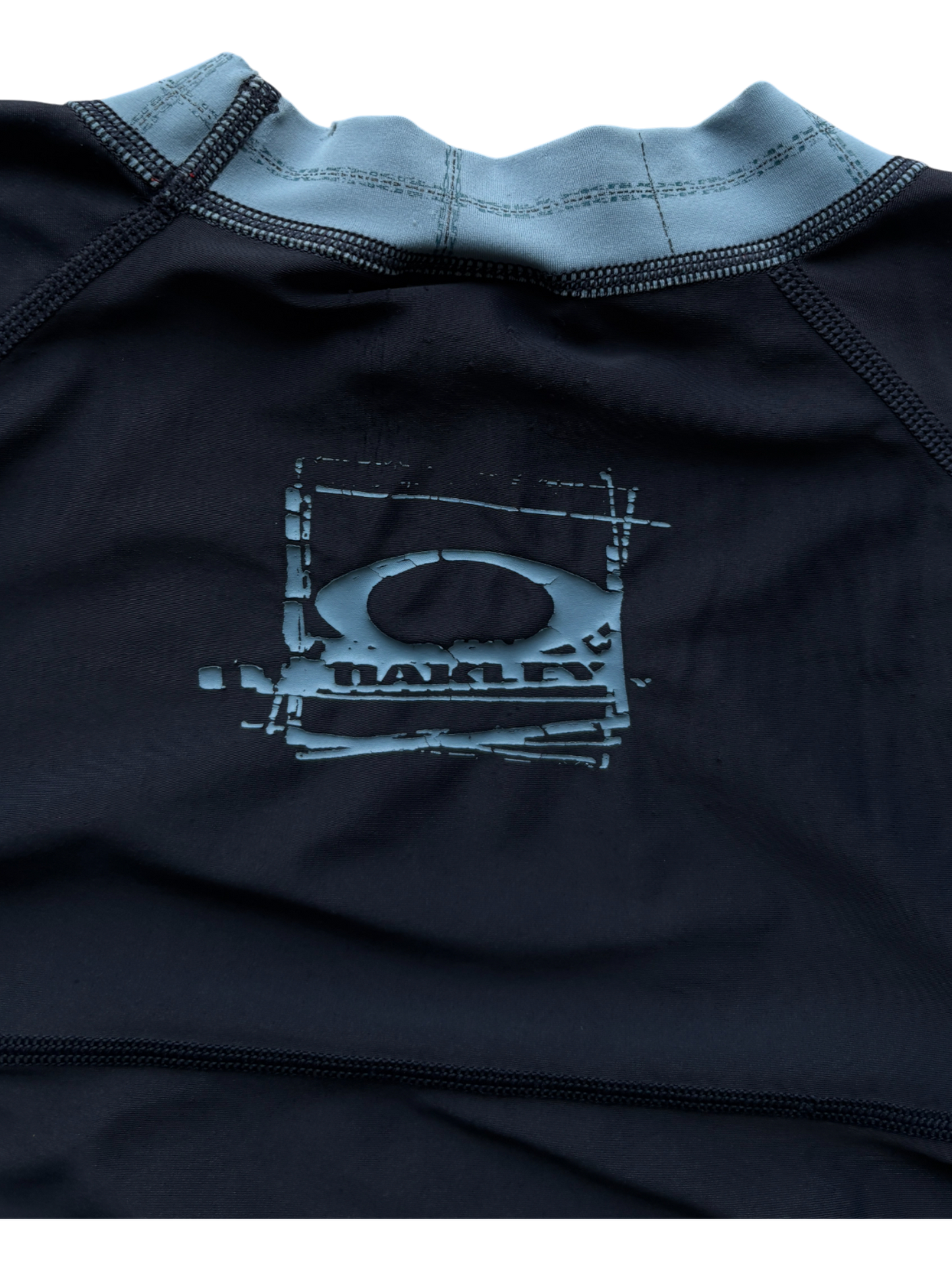 00'S OAKLEY SOFTWARE SPELL OUT TEE