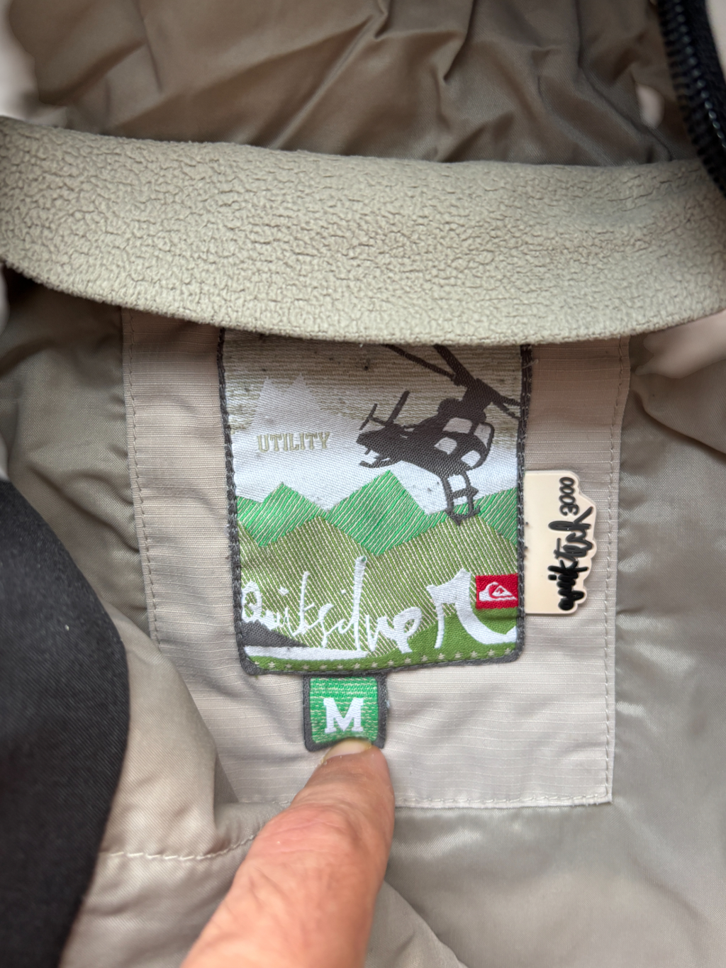 00'S QUIKSILVER ASYMETRICAL ZIP WATERPROOF SKY JACKET