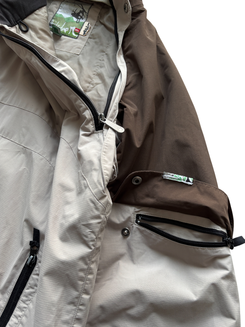 00'S QUIKSILVER ASYMETRICAL ZIP WATERPROOF SKY JACKET