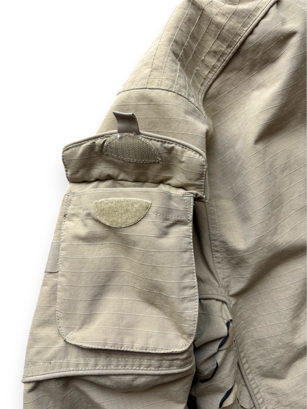 Early 2000's Oakley TFG SI Laser-Cut Parka (L)