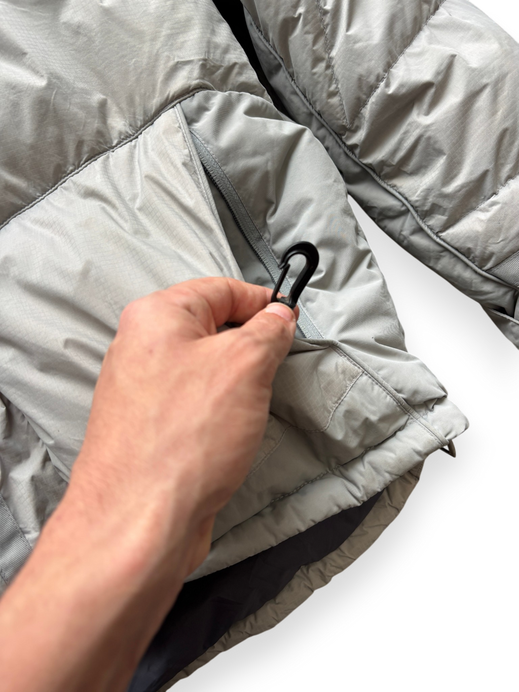 Early 2000's Oakley Light Grey Technical Puffer (M-L)