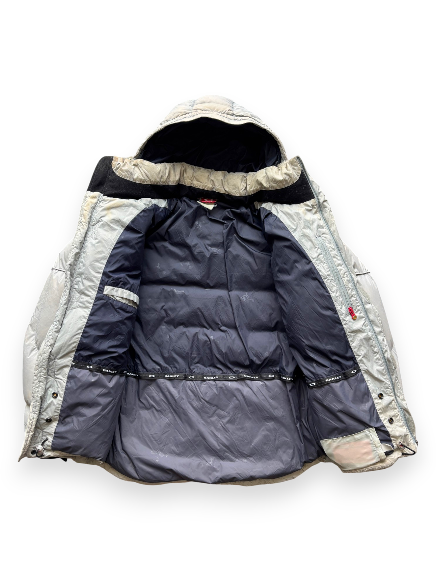 Early 2000's Oakley Light Grey Technical Puffer (M-L)