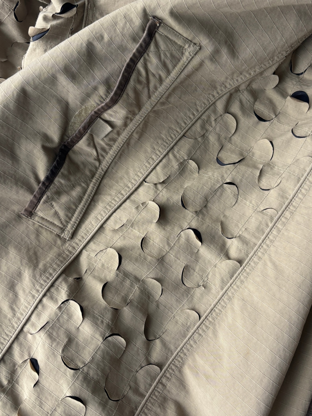 Early 2000's Oakley TFG SI Laser-Cut Parka (L)