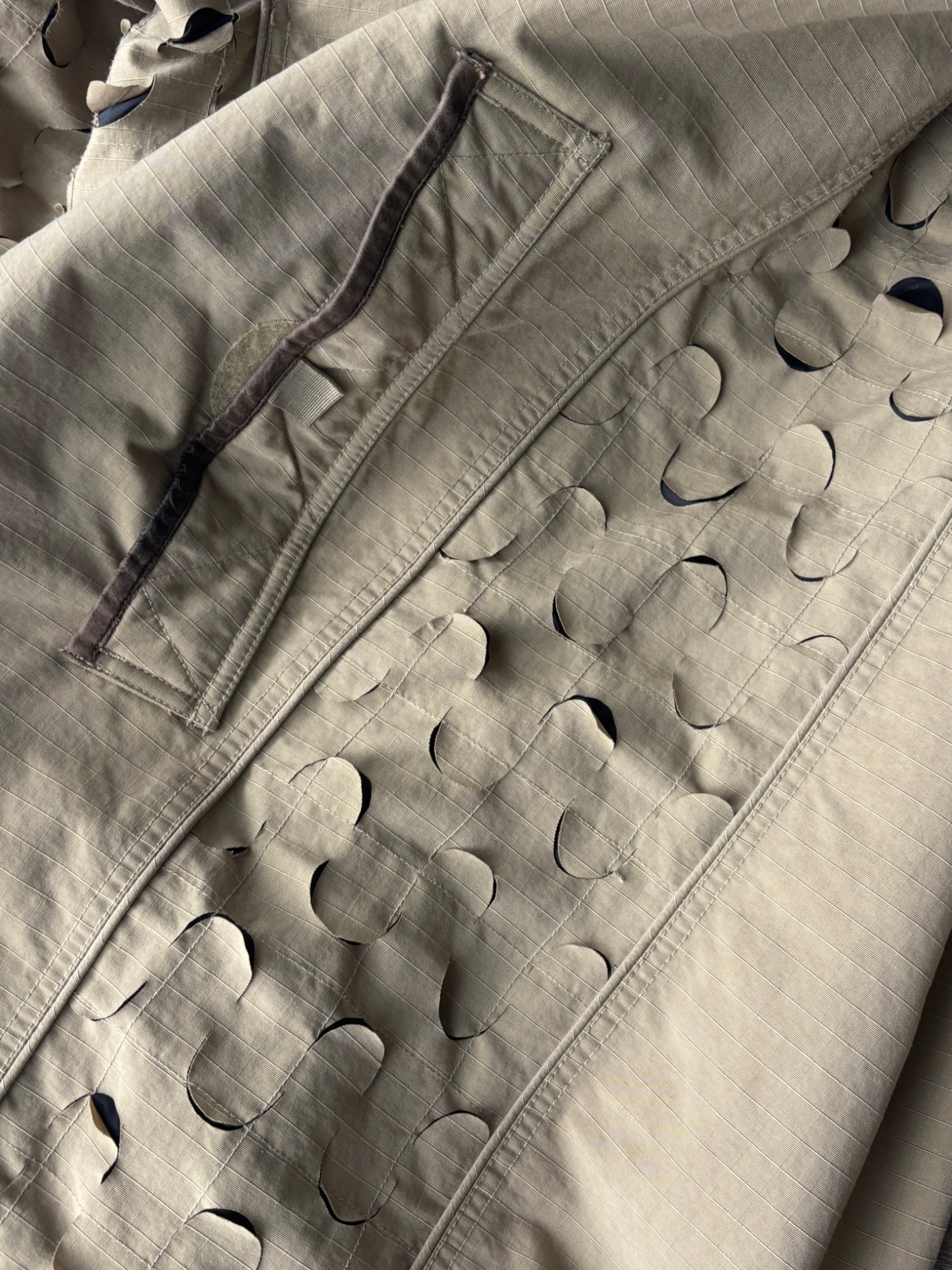 Early 2000's Oakley TFG SI Laser-Cut Parka (L)