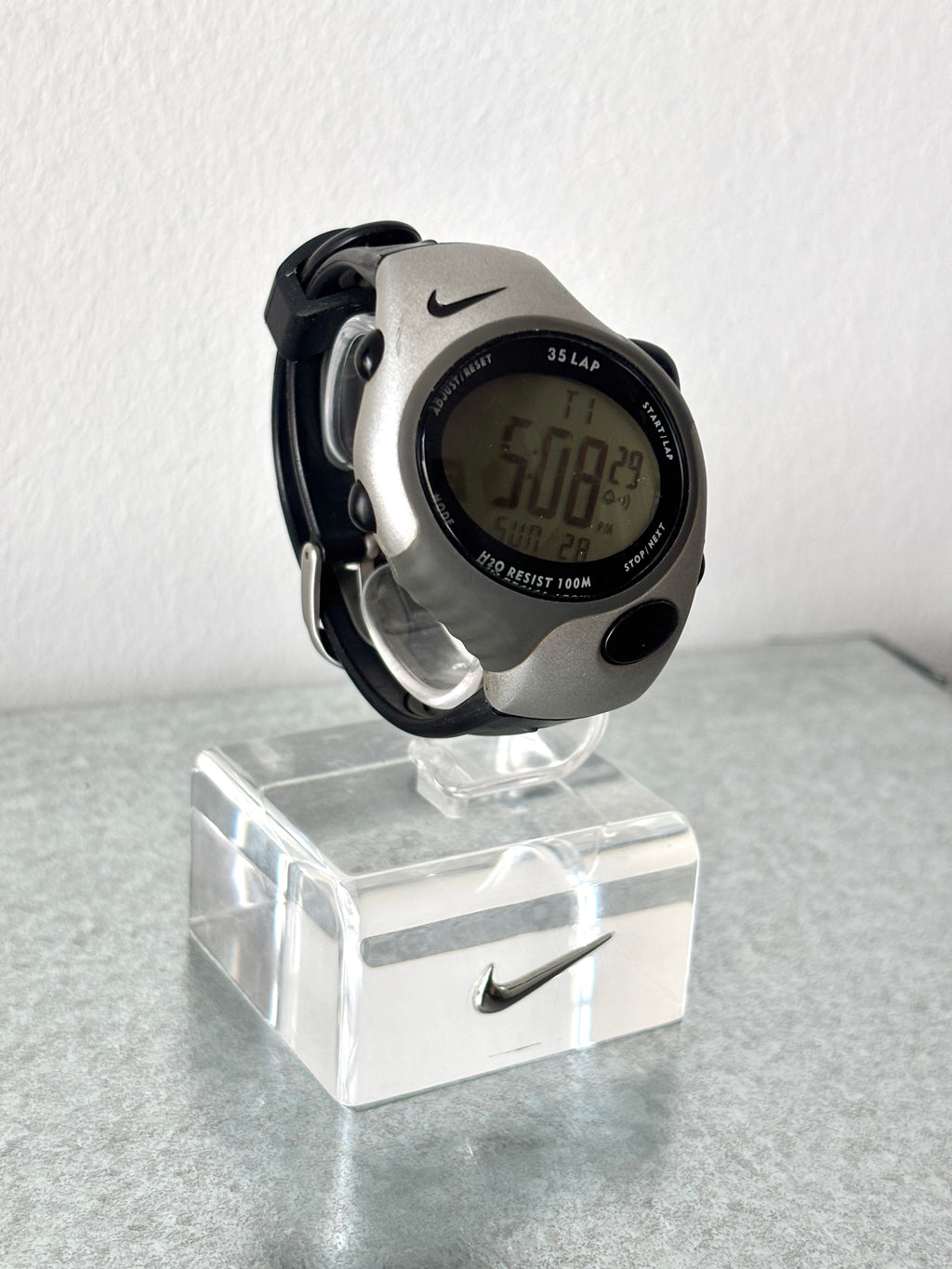 00'S NIKE TRIAX WATCH