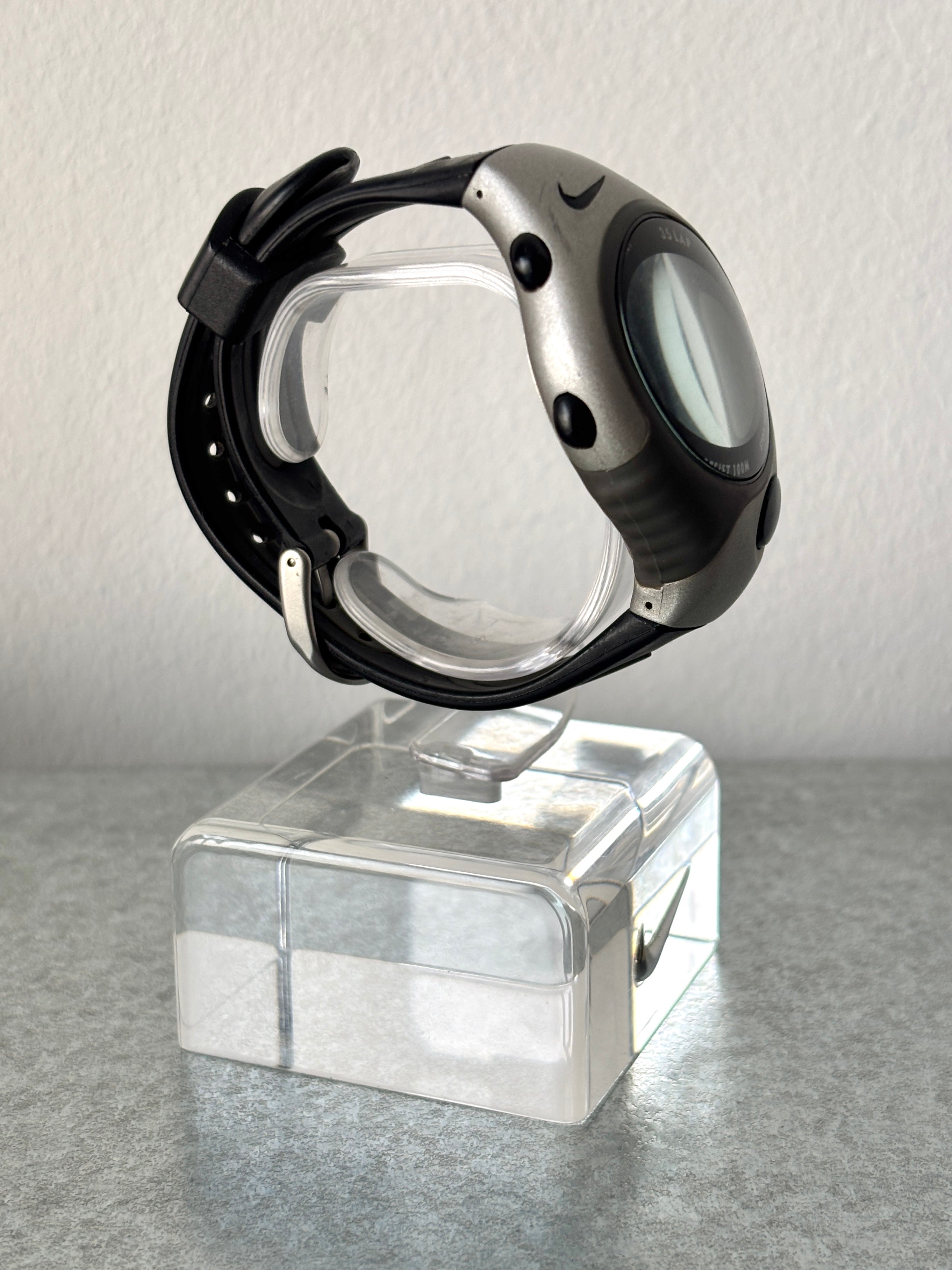 00'S NIKE TRIAX WATCH