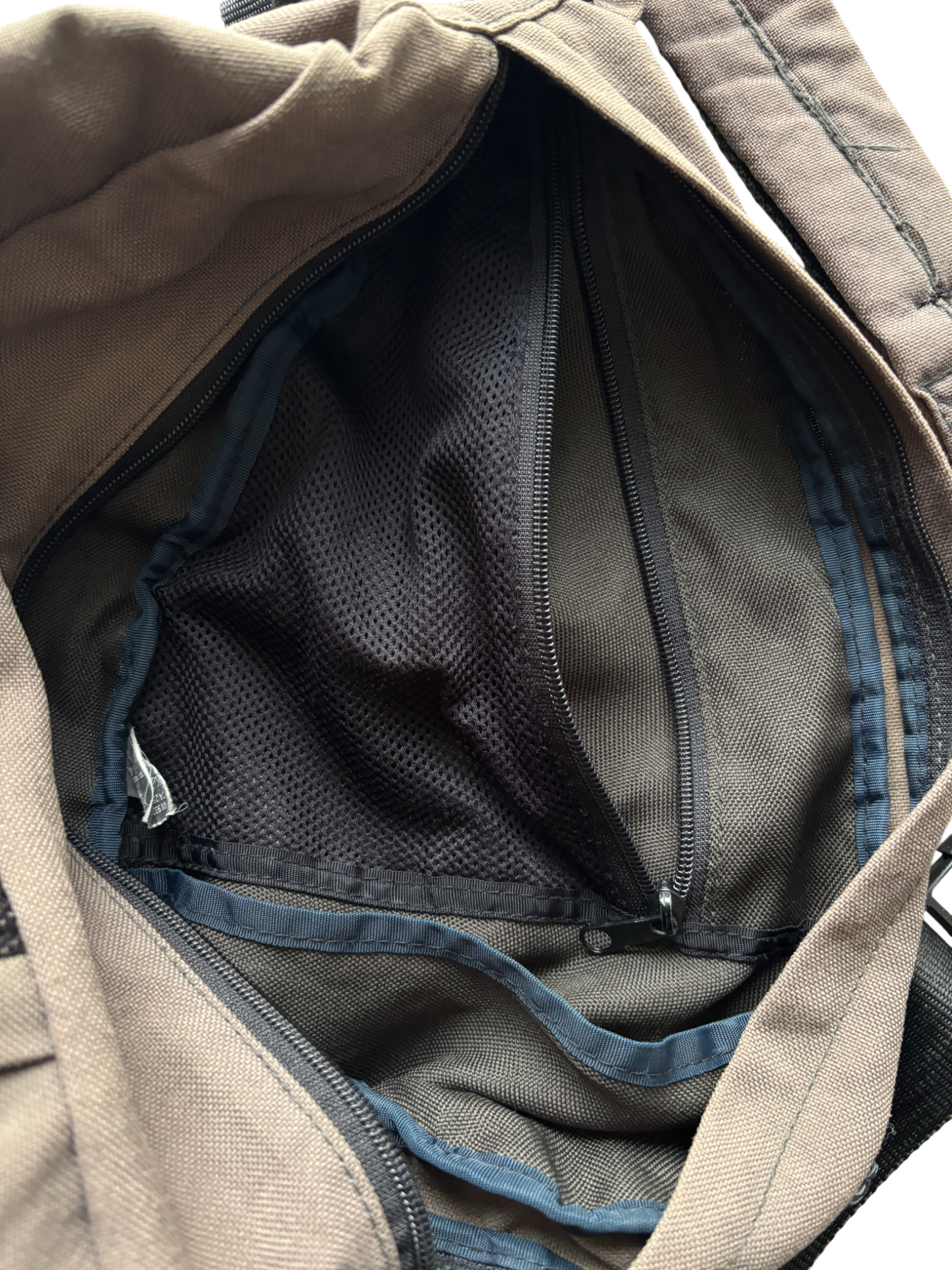 SPARE PARTS DIESEL TECHNICAL SLING BAG