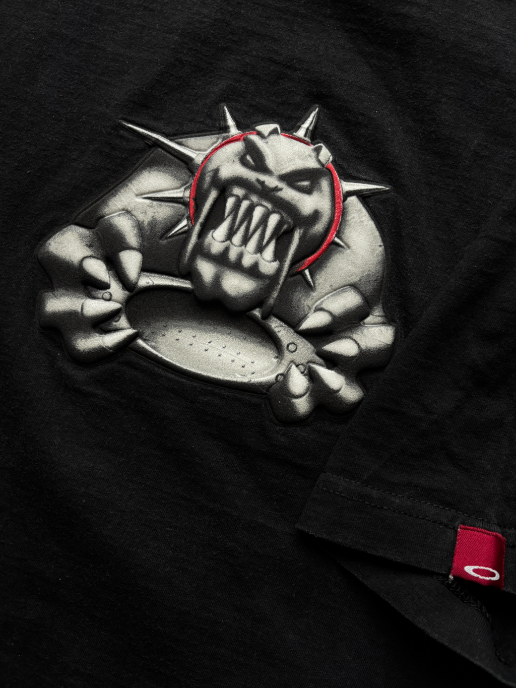 00'S OAKLEY MONSTER DOG 3D TEE