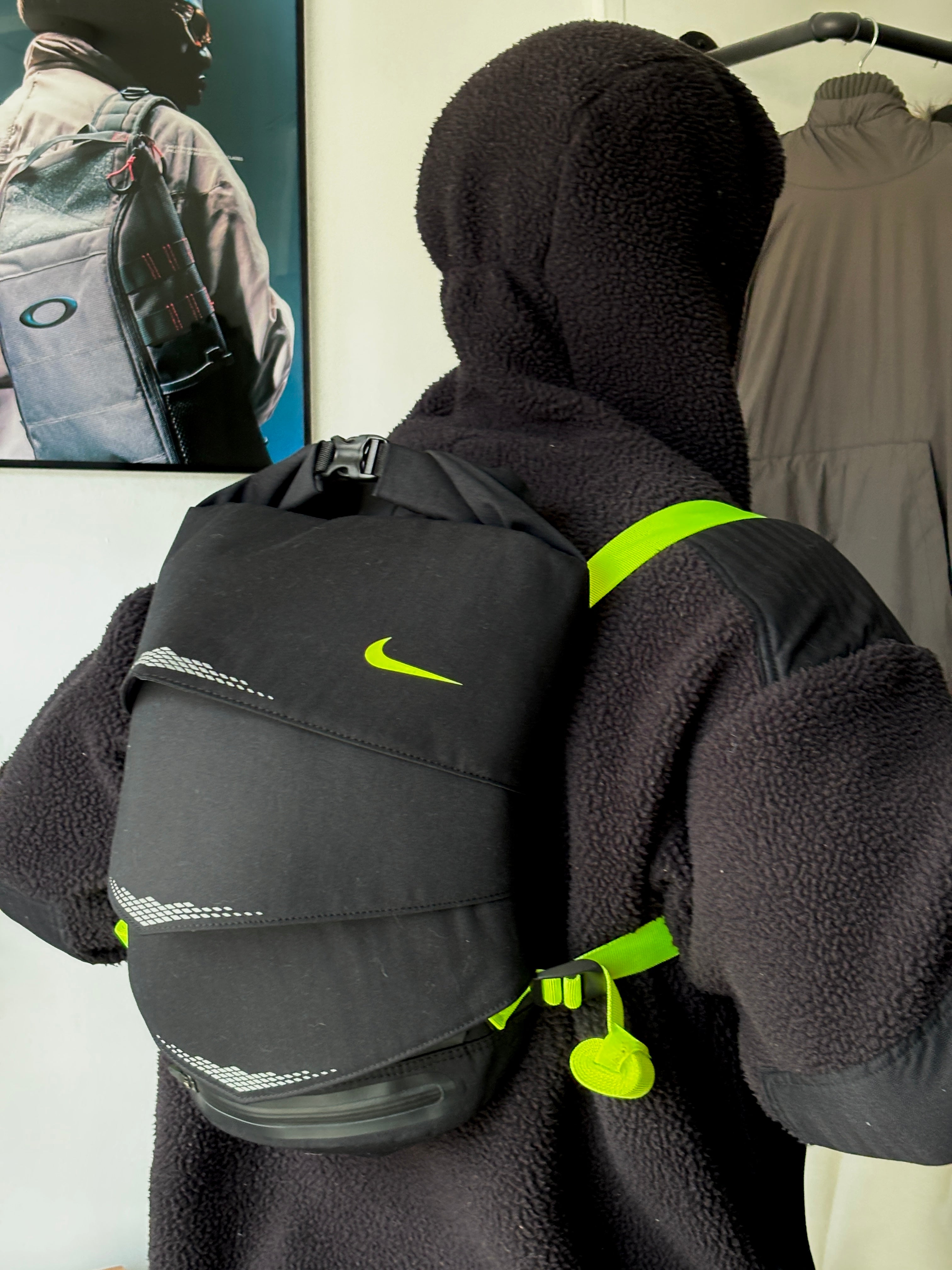 .2014 Nike MOG Bolt Expandable Backpack