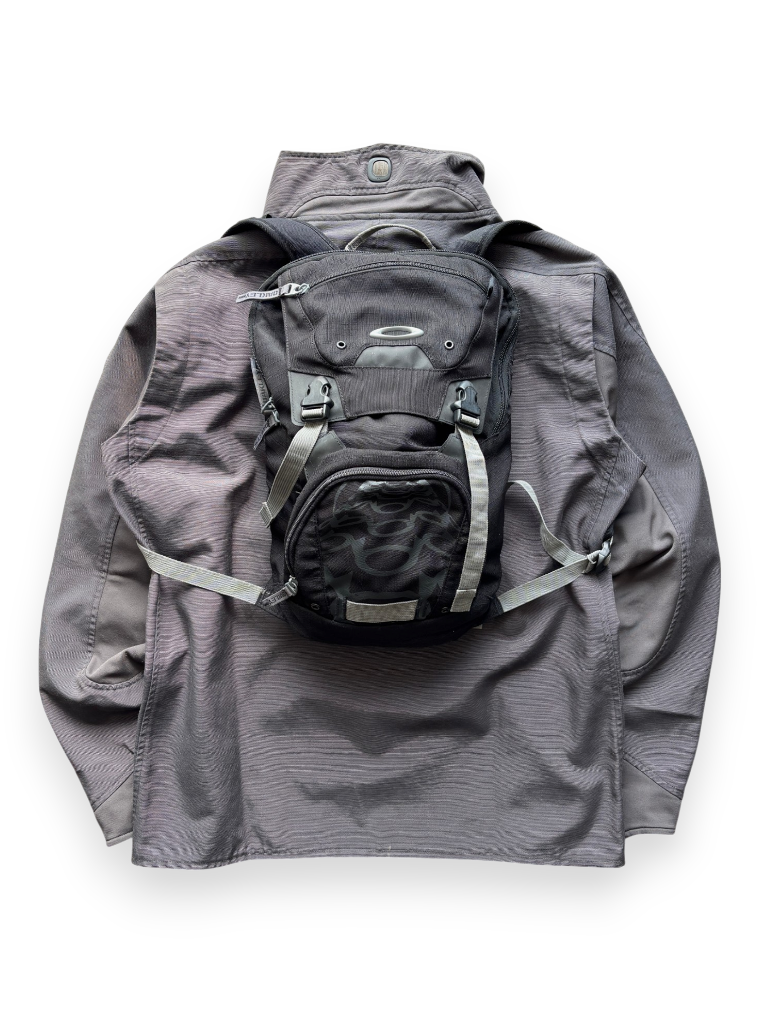 Early 2000's Oakley Small Hidratation Backpack