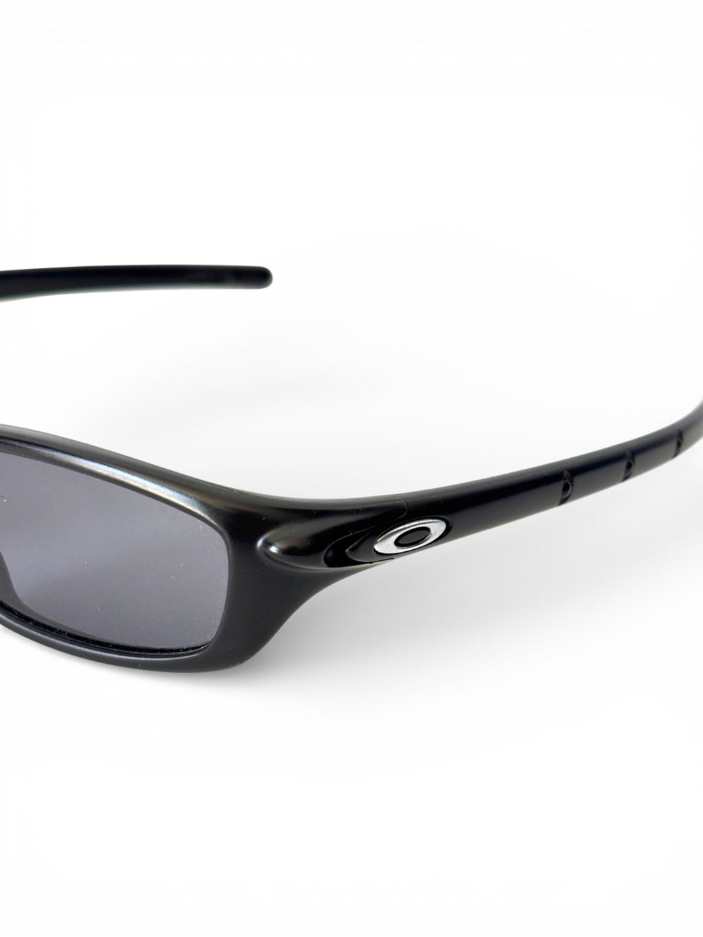2000 Oakley Four Black / Grey