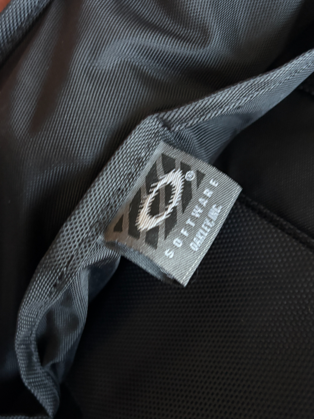 00'S OAKLEY SI COMPUTER BAG