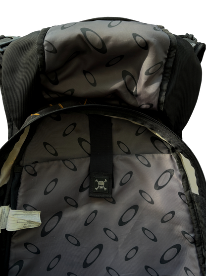 Oakley Icon Backpack 3.0 Graphic Orange / Black Backpack