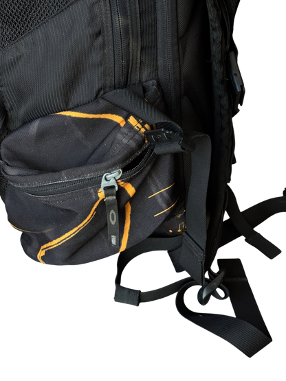Oakley Icon Backpack 3.0 Graphic Orange / Black Backpack