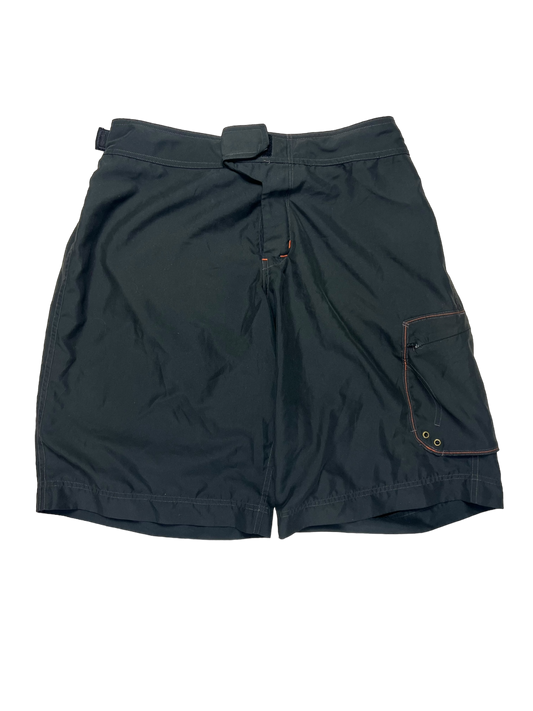 Reverse stitching Salomon shorts - L