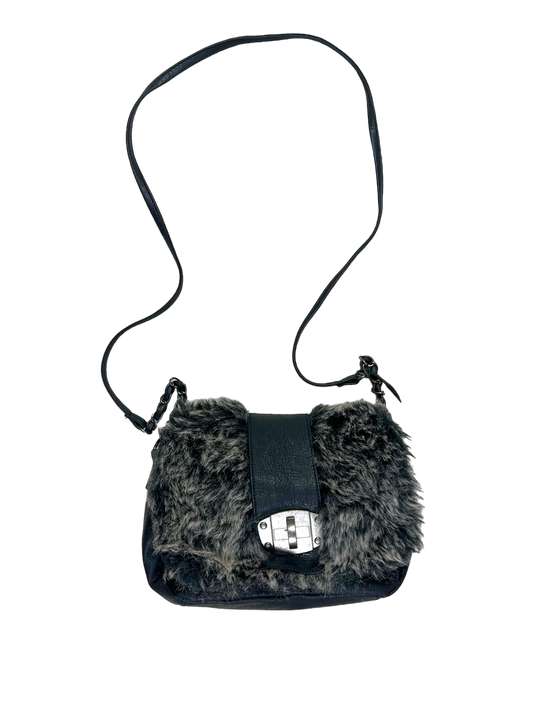 00's furry shoulder bag