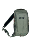 00's technical Oakley tri-harness sling bag